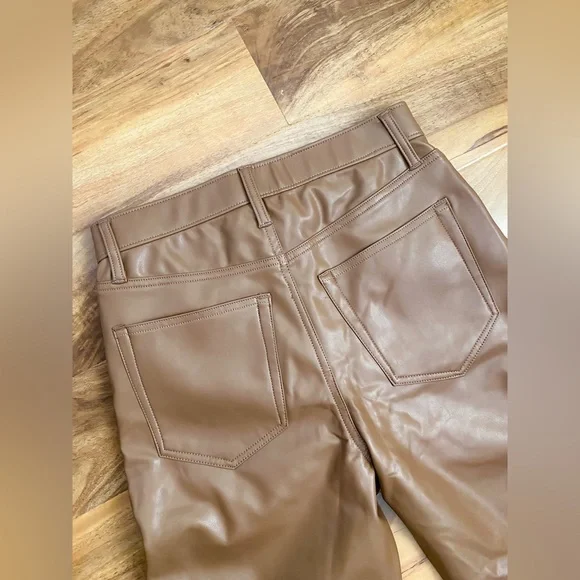 Abercrombie & Fitch 90’s Straight Ultra High Rise Tan Vegan Leather Pants 28 6S - Picture 9 of 10
